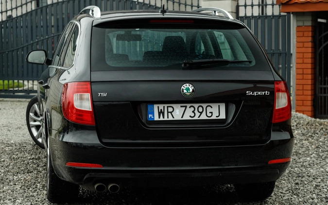Skoda Superb cena 39900 przebieg: 218000, rok produkcji 2010 z Suwałki małe 704